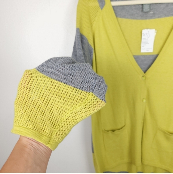 Neiman Marcus Lemongrass Combo Cashmere Angora Wool Blend Academia Cardigan - Picture 12 of 15